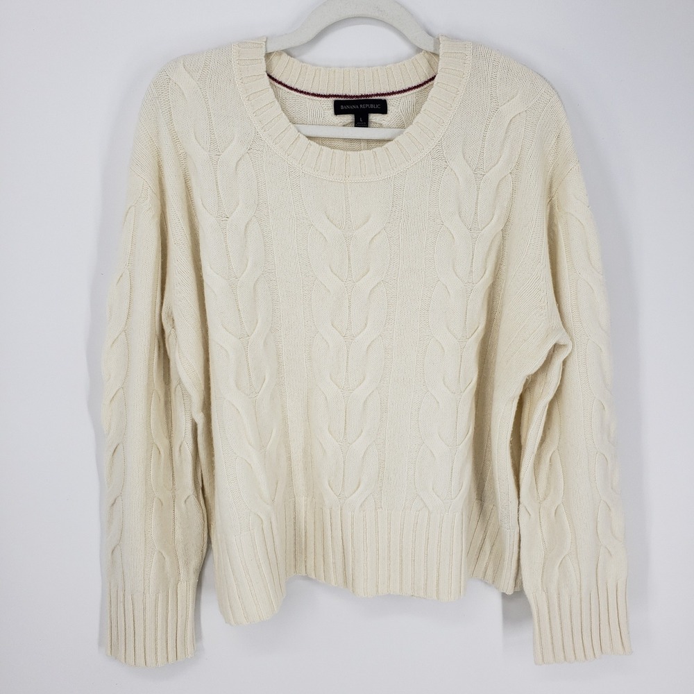 Banana Republic Cable Knit Sweater Womens Sz L Cream Merino Wool Relaxed Fit NEW